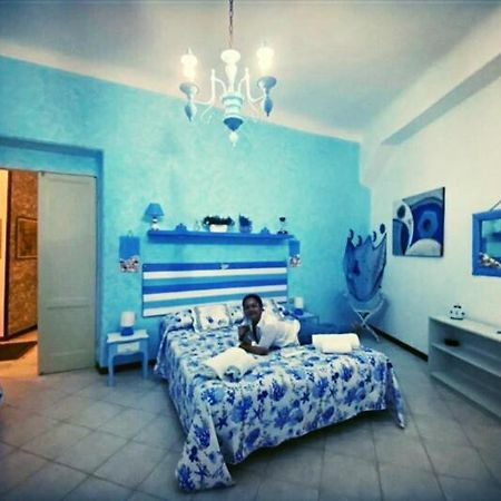 La Maison Des Caprices_ La Spezia _Stazione_5Terre 外观 照片