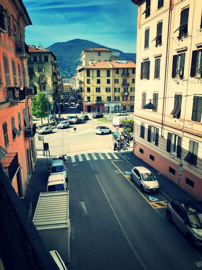 La Maison Des Caprices_ La Spezia _Stazione_5Terre 外观 照片